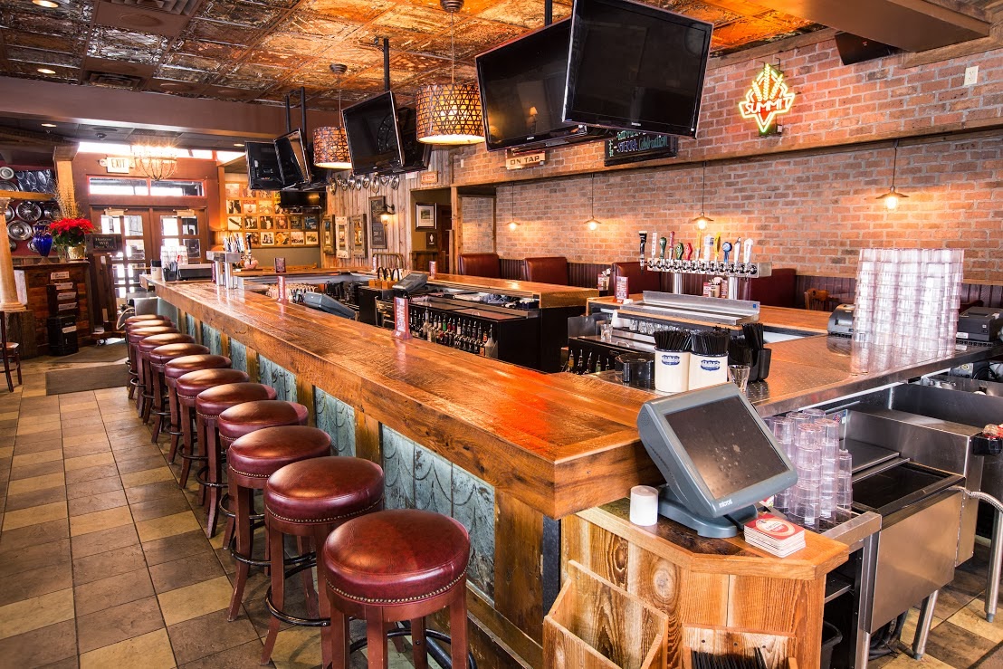 Clive's Roadhouse Champlin